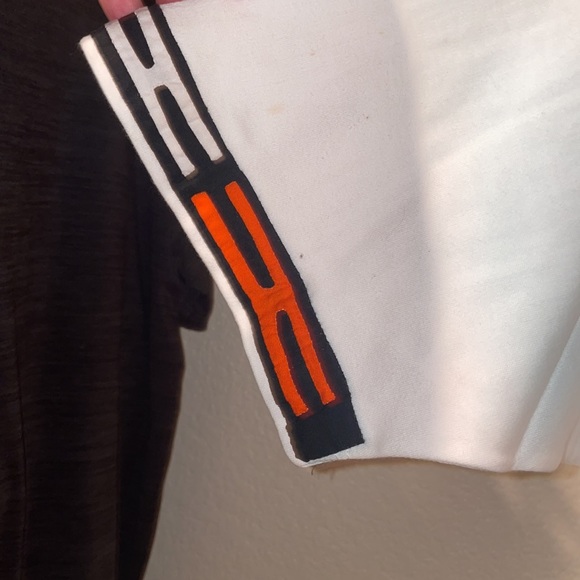 Super T’s Parrot Tee - Picture 3 of 5